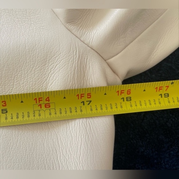 NWOT ARITZIA WILFRED FAUX LEATHER MOTO JACKET in BIRCH / Size M - Picture 12 of 13